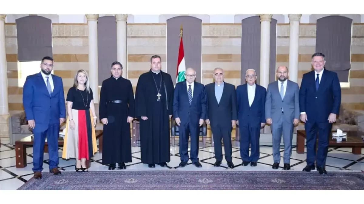 سلام يستقبل وفد جامعة سيدة اللويزة