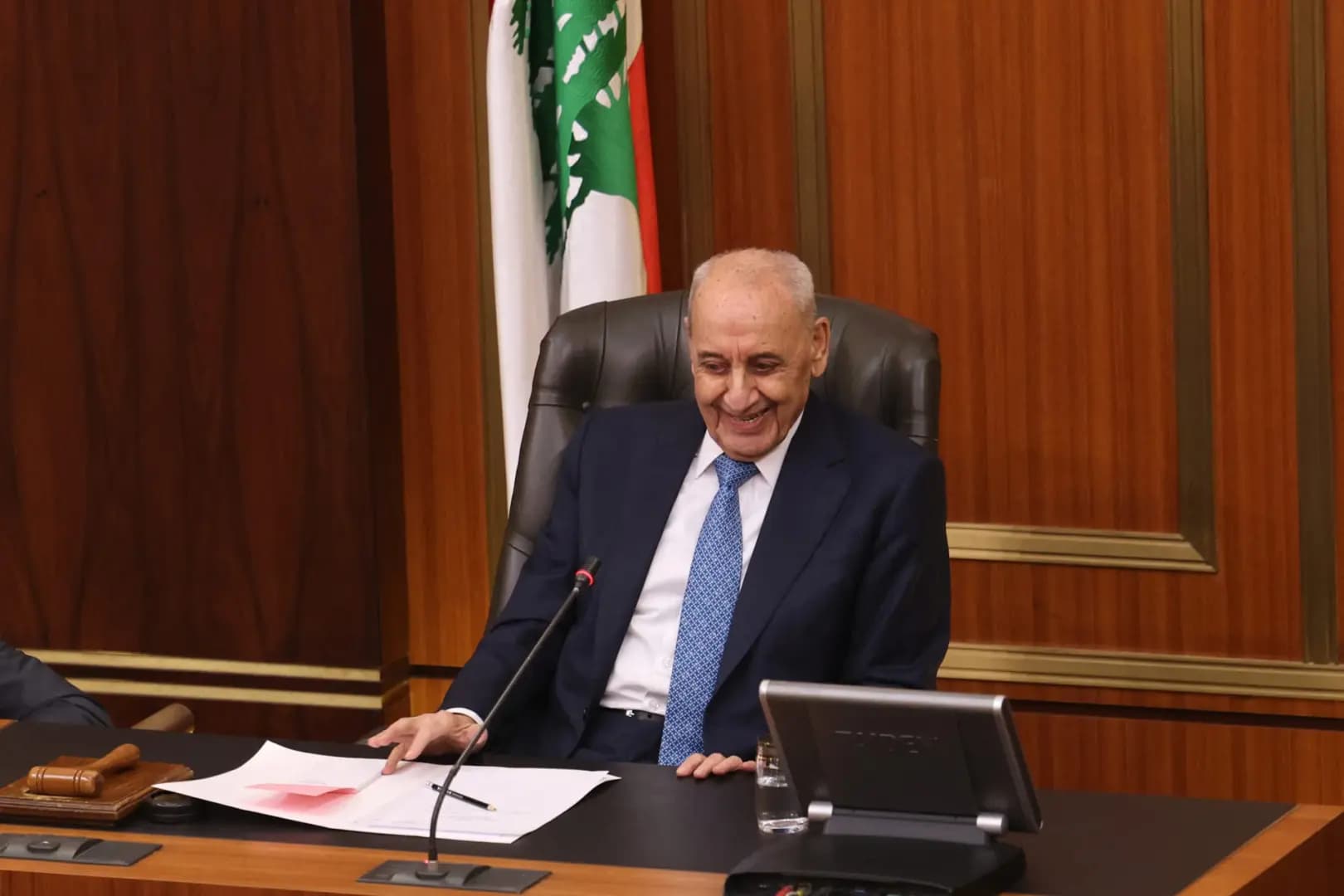 بري: درع الحكومة ومتفاهم مع رئيسها