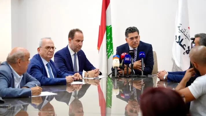 "لبنان" يستقبل زواره بتأمين مجاني!