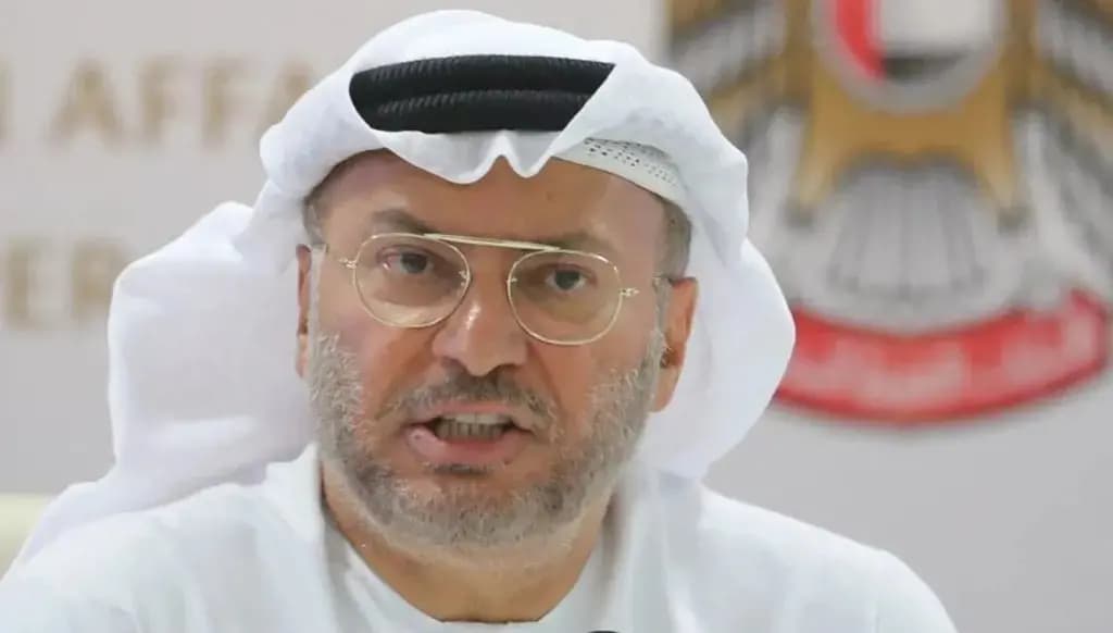 قرقاش: دول الخليج العربي لا يمكن أن تبقى هدفاً لتردُّد إيران
