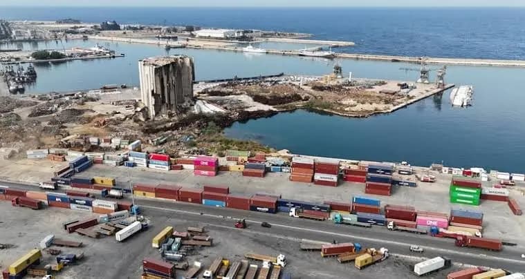 سيستم المرفأ إلى الواجهة.. زحمة وتعطيل ونقابة الشاحنات تتحرك
