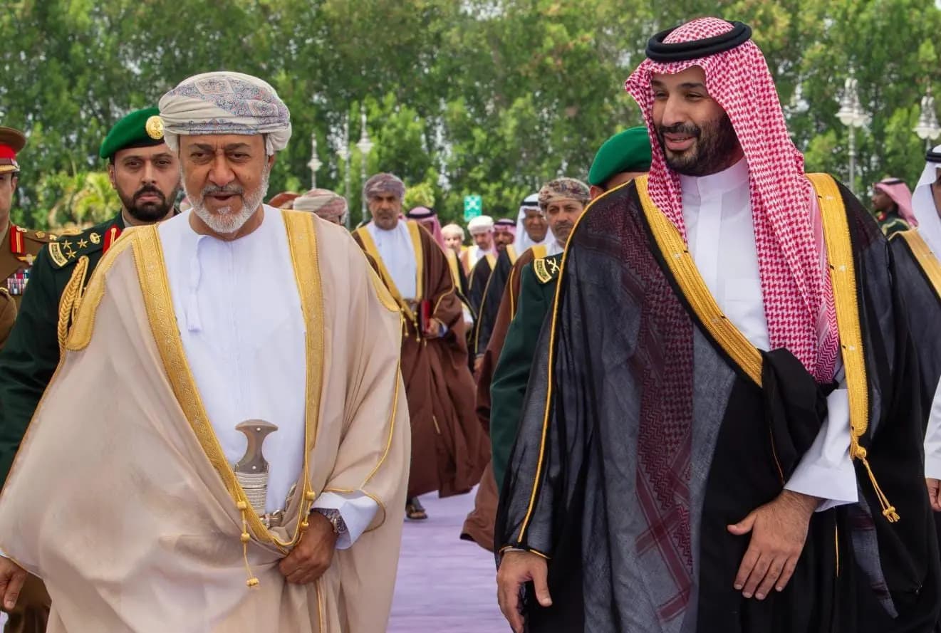 سلطان عُمان في جدة