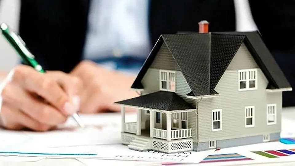"عقارات مزوّرة".. وشبكة احتيال خلف القضبان!