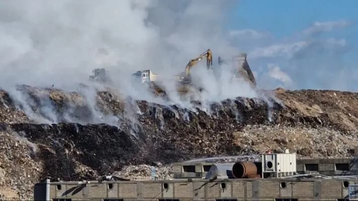 "بعد حريق جبل النفايات".. بلدية صيدا تتحرك قضائيًا