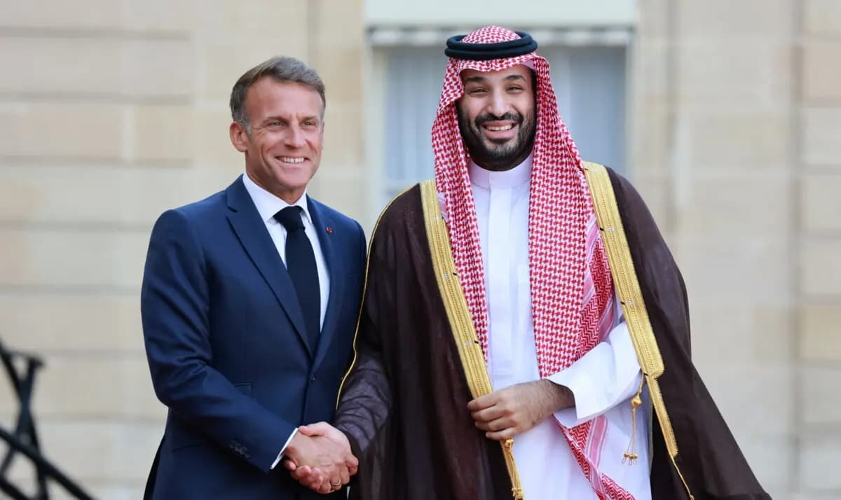 اتصال "فرنسي- سعودي" على وقع التطورات الإقليمية!
