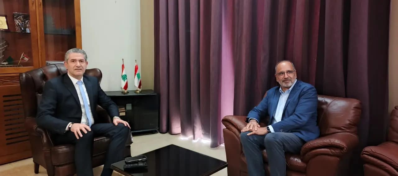 "مساعدة النازحين في مراكز الإيواء" على طاولة أبو جودة