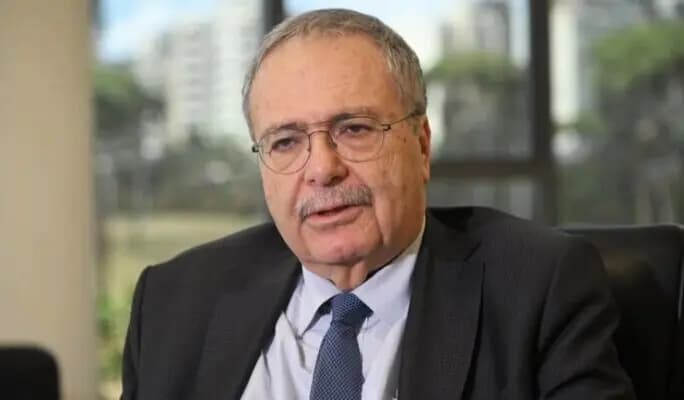 متري: لا تفاؤل!
