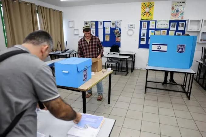انتخابات إسرائيل: 55.7% حتى الآن والرقم القياسي يقترب