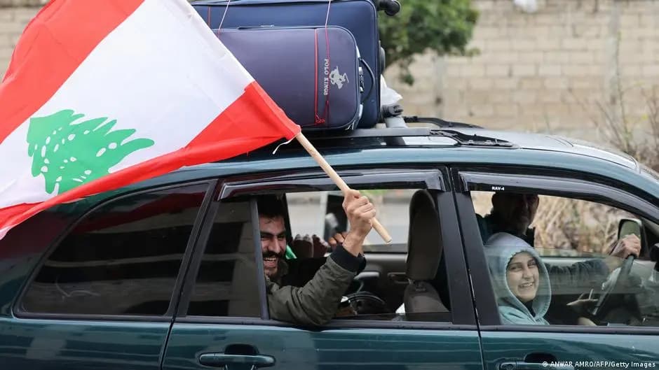 "الحكومة تتحرك للإعمار سريعا".. ومساعدات لآلاف النازحين