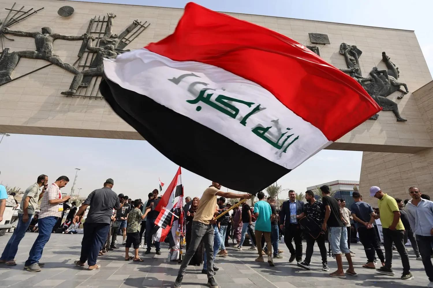 41 عملية عراقية بالمسيرات والصواريخ