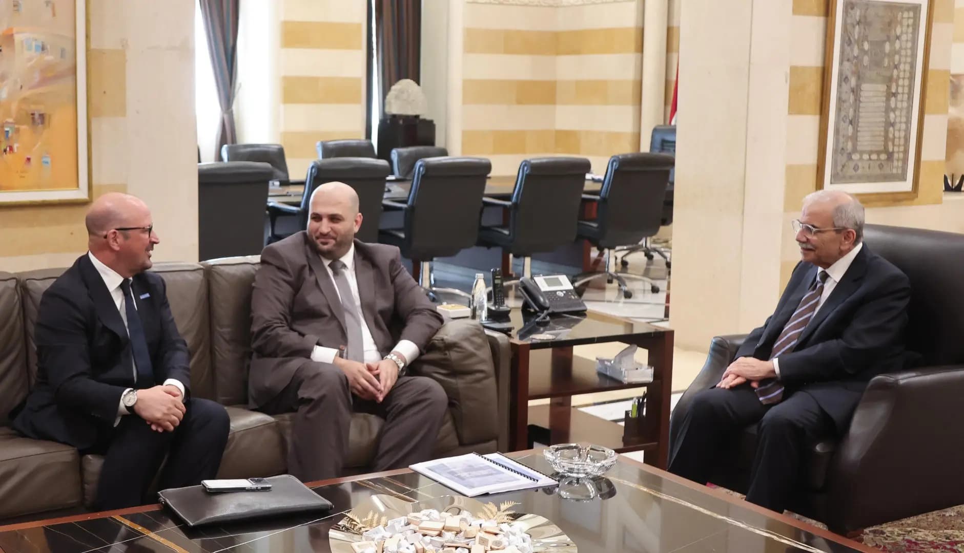 "واقع القطاع الصحي" على طاولة عون