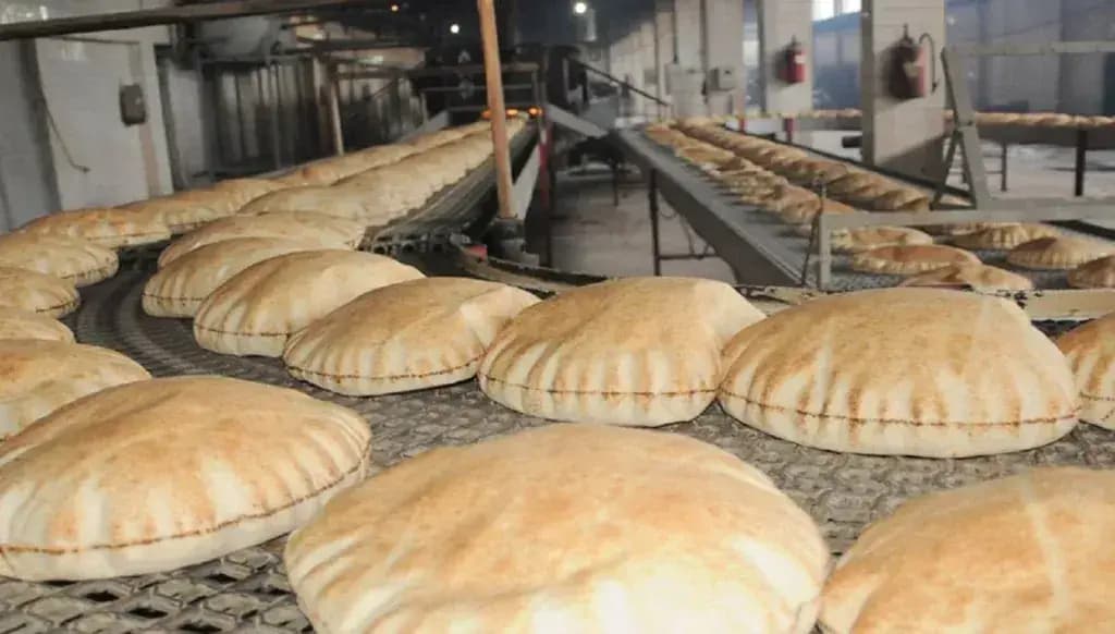"ربطة الخبز" أمام ارتفاع جديد.. وسرور يحذر!