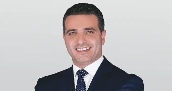 مطر: استهداف مكة تجاوز لكل الخطوط الحمر