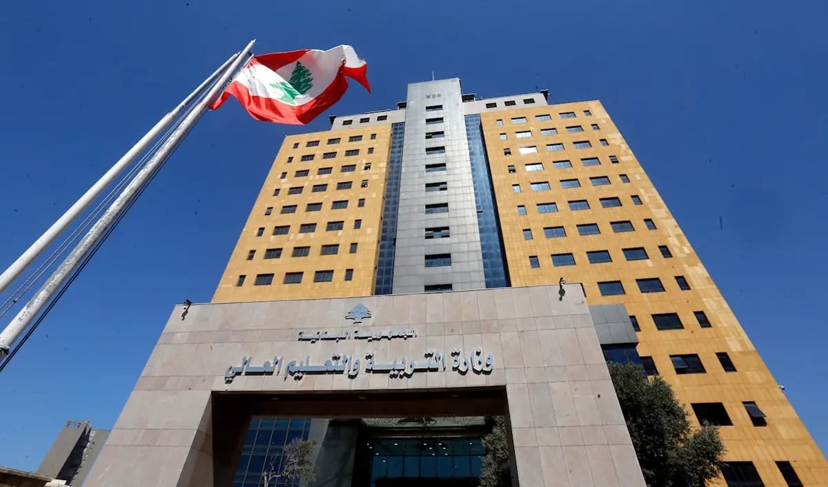 "كولوكيوم الطب".. تغيير في المكان لا في الموعد!