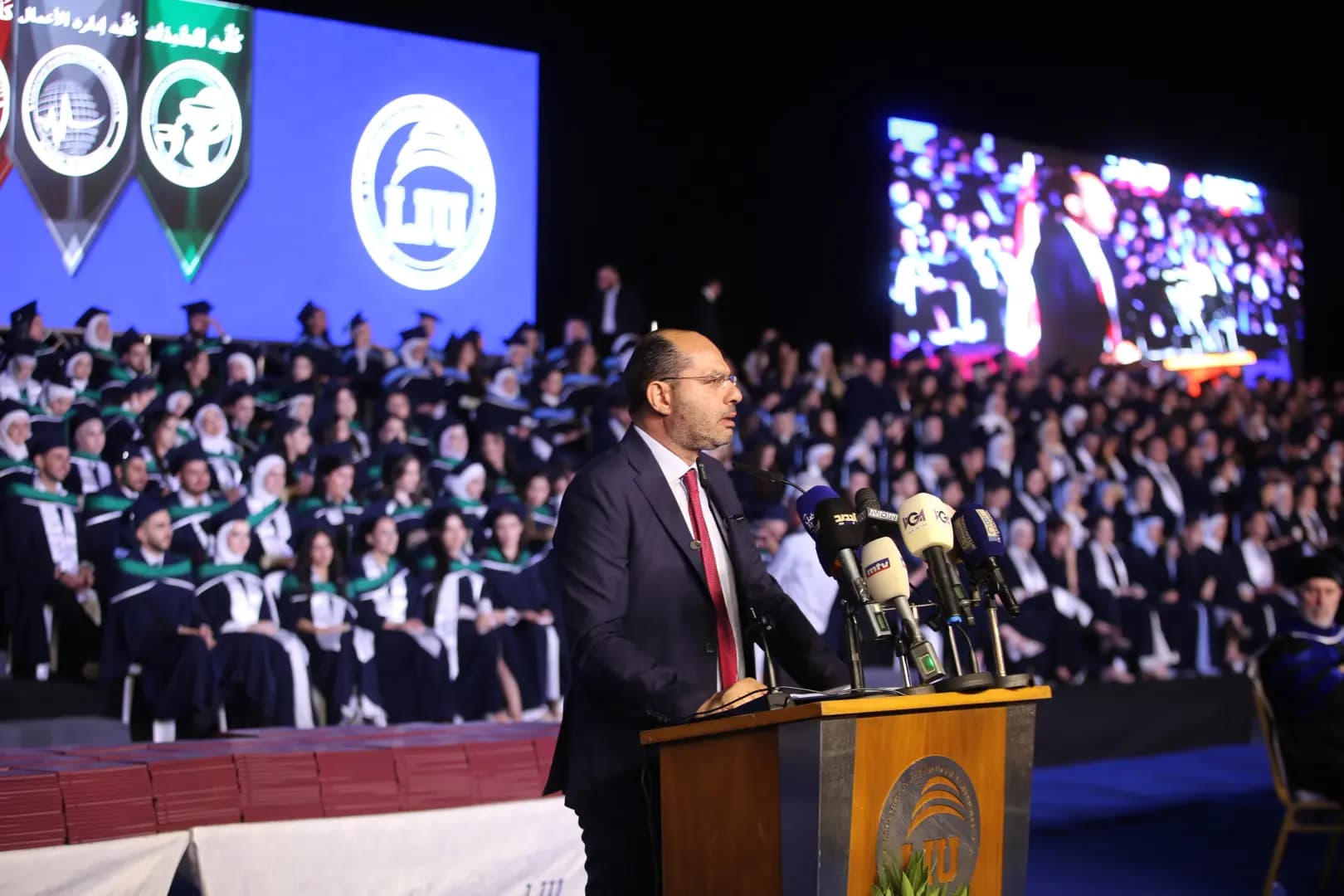 نرفض الاعتداء على أي دولة عربية.. مراد: الرهان على الدولة لا الخارج