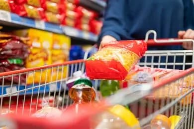 بالأرقام.. كم ارتفعت أسعار المواد الغذائية؟
