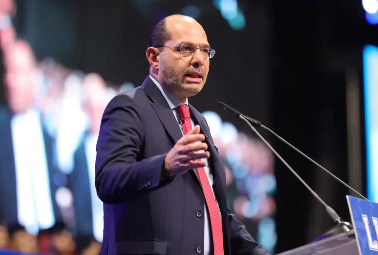 "صون المقدسات واجب على الجميع".. مراد: نقف إلى جانب السعودية