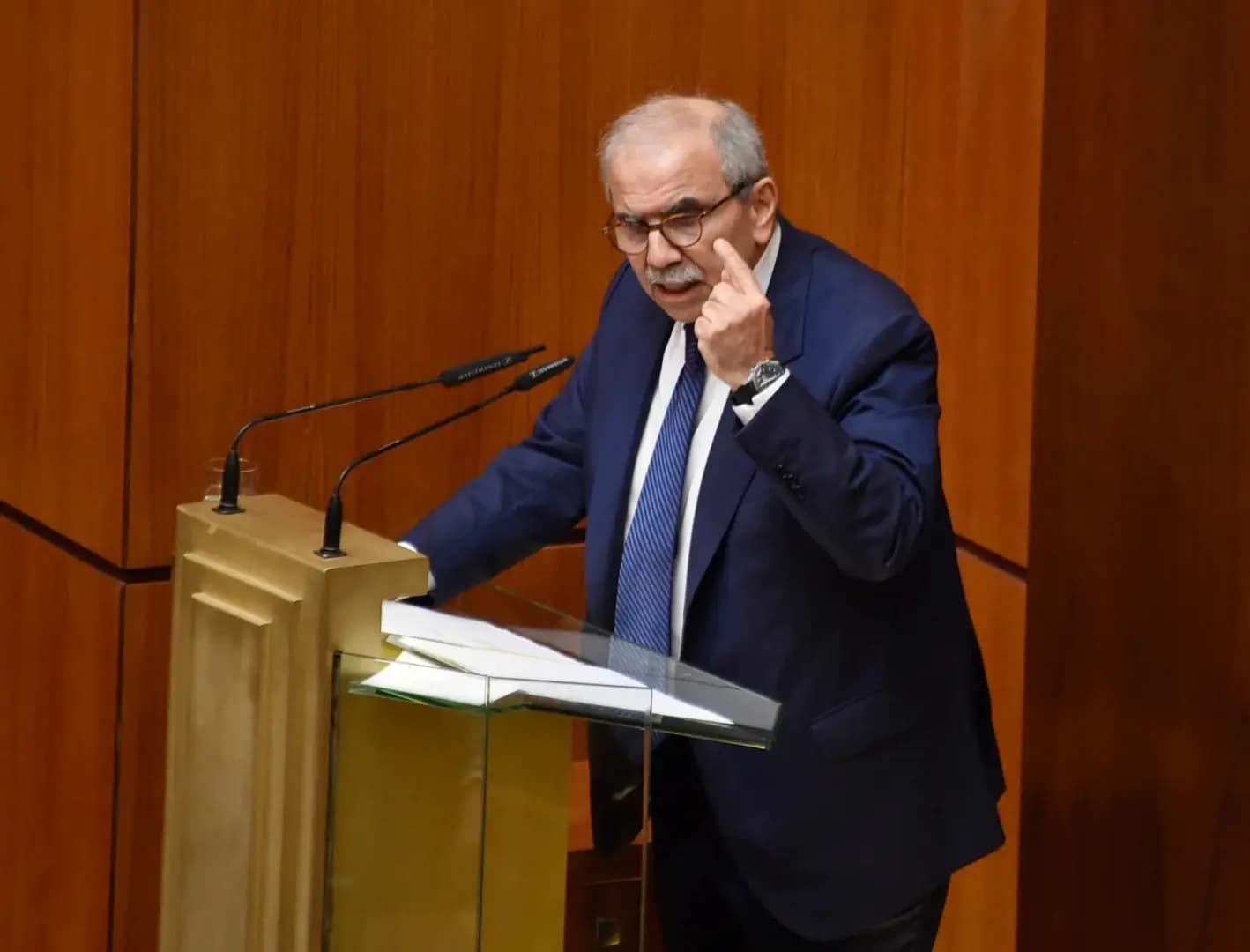 سلام: موقفنا صعب جداً.. لكن الخروج من الأزمة ليس مستحيلاً