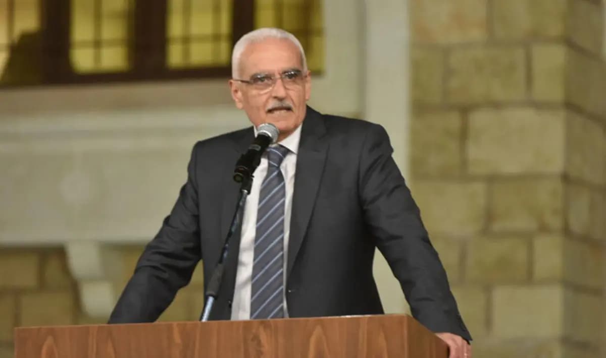 يزبك: أرضنا عطشى للشرعية