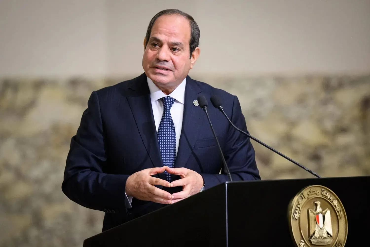 السيسي: مصر لن تسمح بالمساس بأمنها المائي
