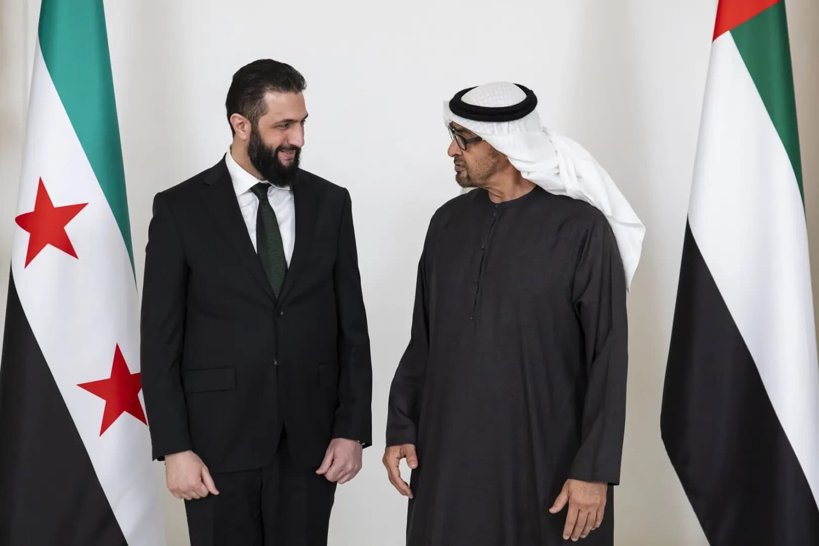 "الشرع وبن زايد".. تعاون يفتح أبواب التعافي