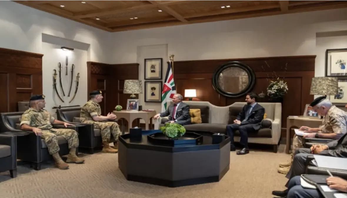 العاهل الأردني لـ"هيكل": نقف إلى جانب لبنان