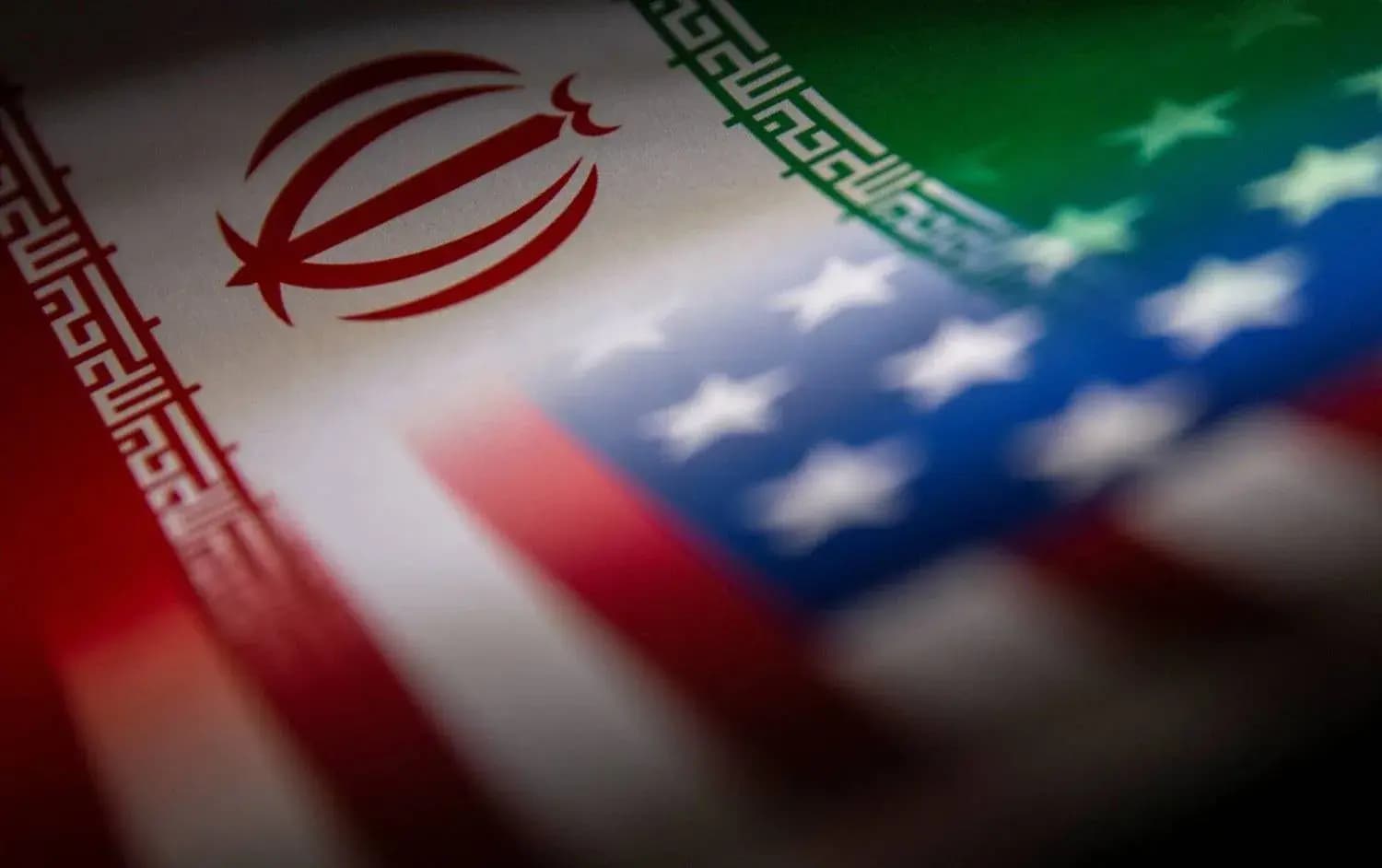 "أكسيوس": تفعيل قناة اتصال بين إيران والولايات المتحدة