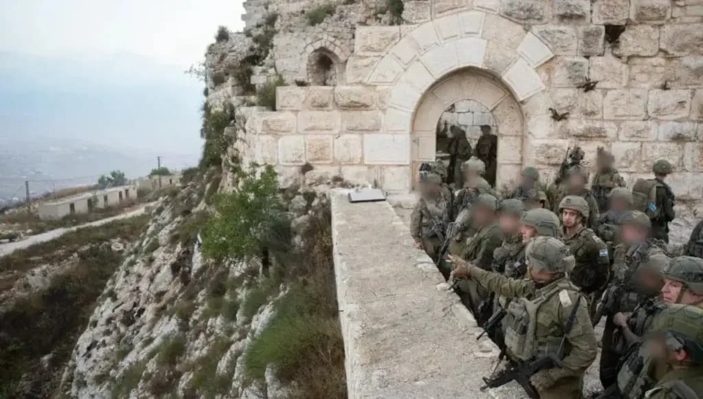 إسرائيل تسحب "غولاني" من قلعة الشقيف.. كاتس: باقون في "المنطقة الأمنية"