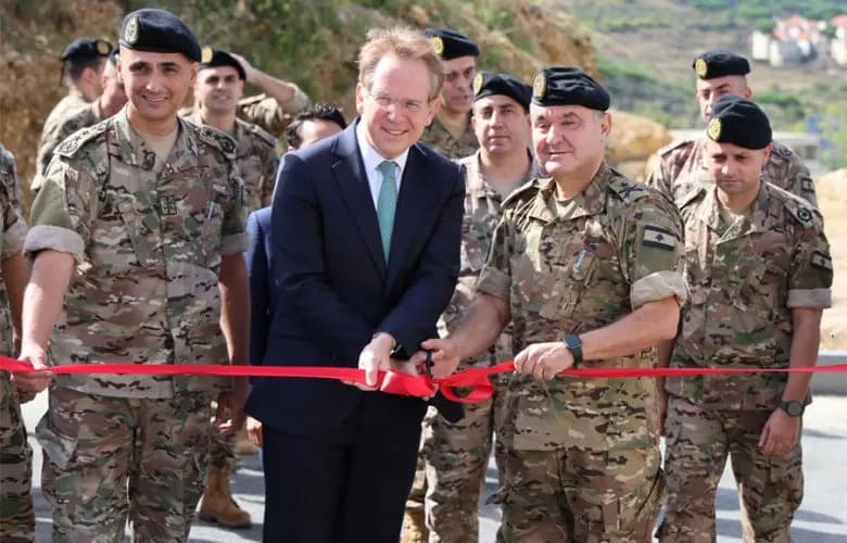 السفير دوريل: نقف إلى جانب الجيش ونواصل دعمه