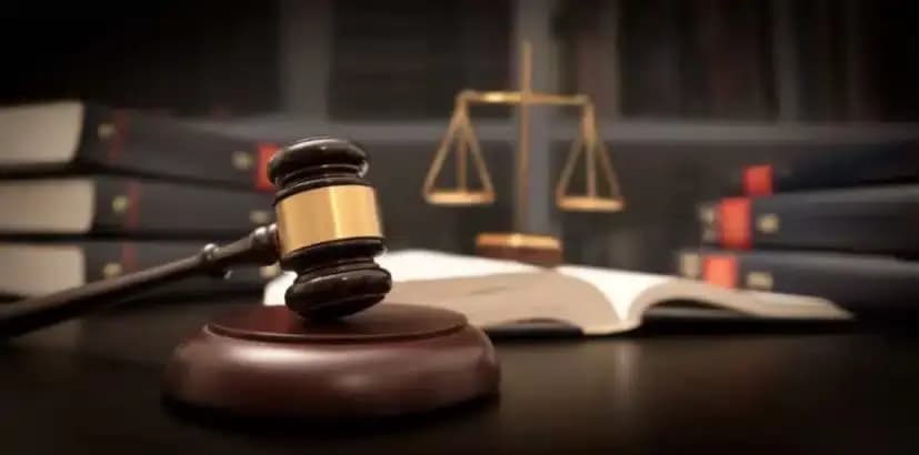 من المهرّج إلى سائق الفان.. من يحمي أطفال لبنان؟