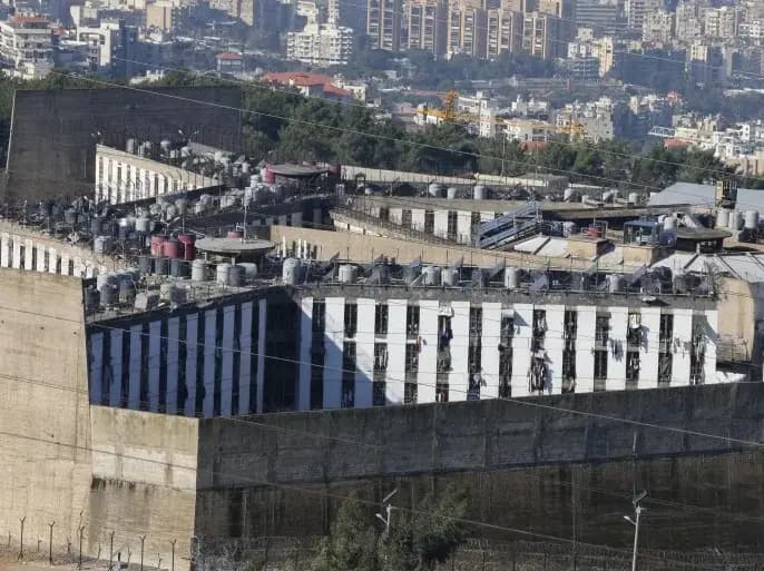 خطر السل يلوح في سجن رومية.. تحذيرات من كارثة صحية