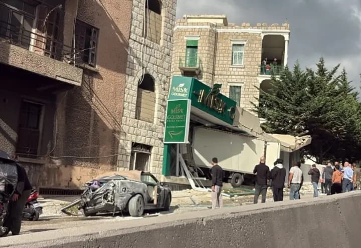 حادث مروع في عاليه.. ووقوع جرحى
