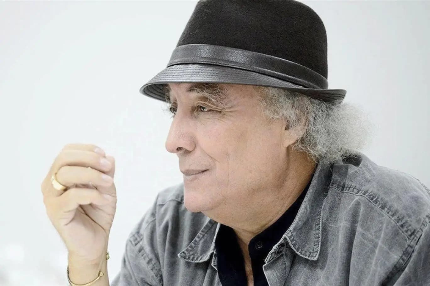 واسيني الأعرج يستعيد أيقونة الراي في "الريميتي: أناشيد الجمر والنار"