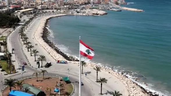 "التزموا المنازل.. وتجنبوا التجمعات".. بيان من بلدية صور للمواطنين