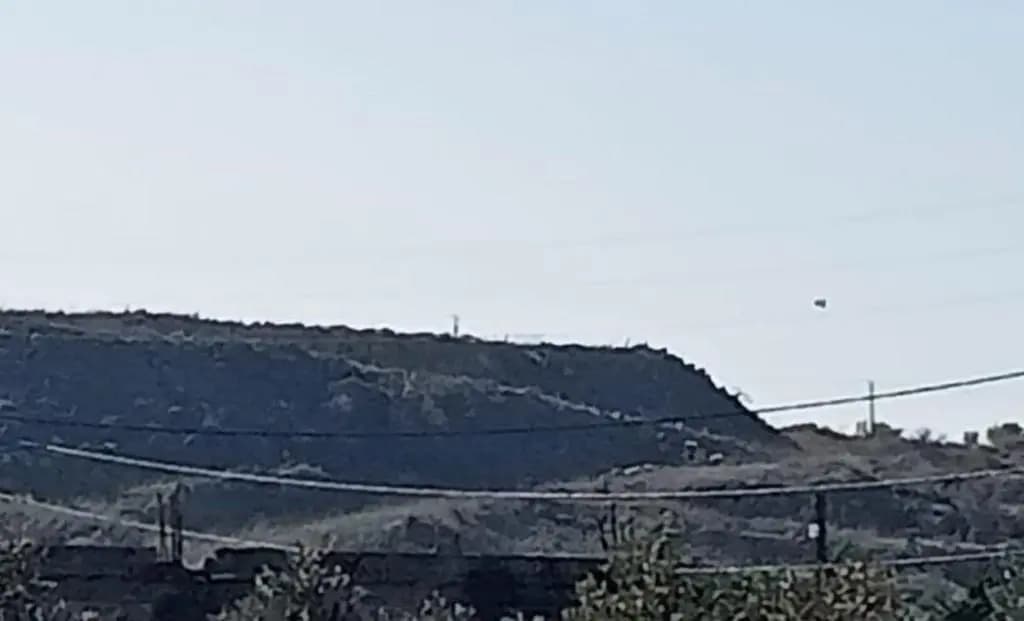 العدو يرفع منطاداً تجسسياً فوق بلدات جنوبية