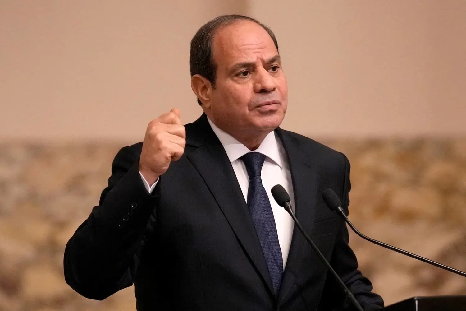 السيسي: لوضع حدّ للحرب بغزة