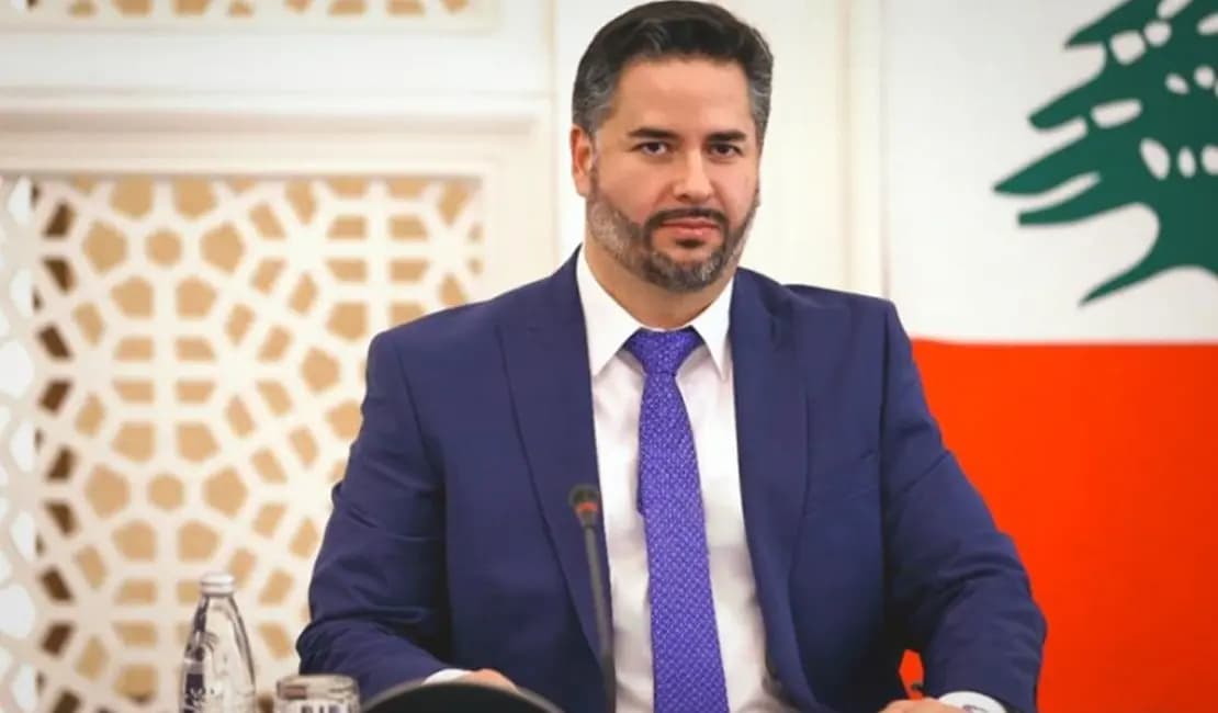 سلام يلتقي وزير مالية قطر في القاهرة
