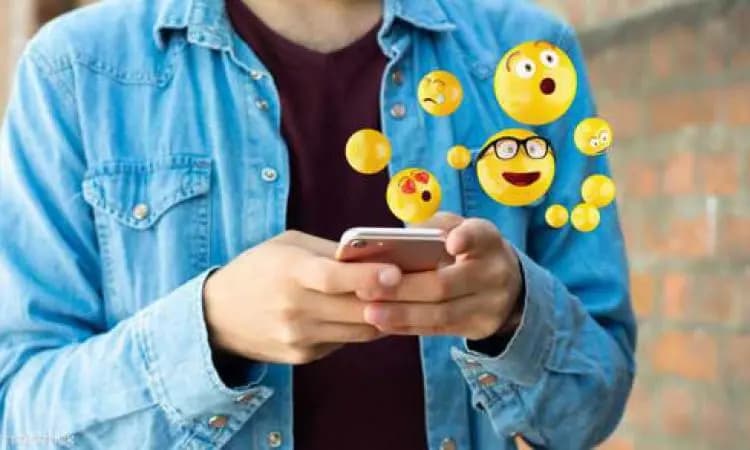للتحكم في حركة الإيموجي و"GIF".. ميزة جديدة من "واتساب"
