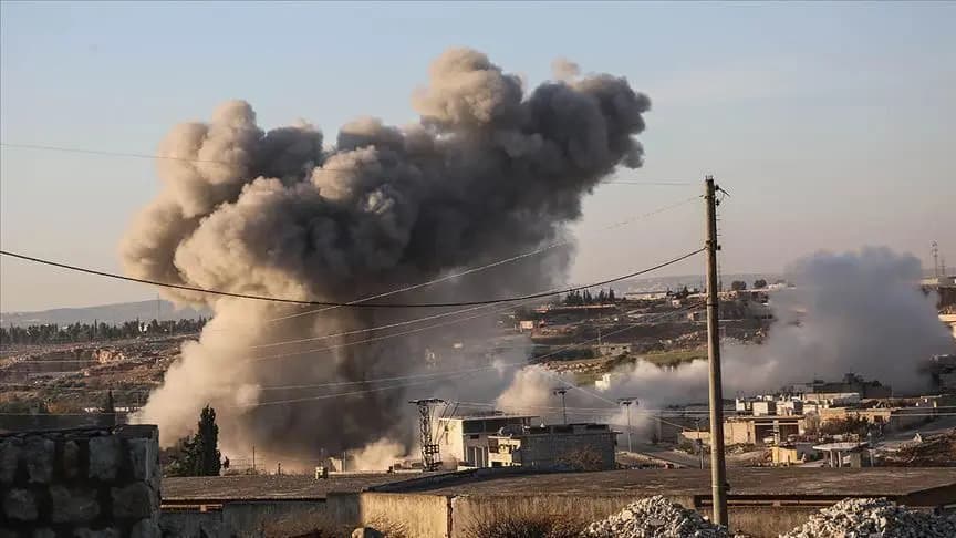 بينهم مدنيون.. 13 قتيلا بإنزال جوي أميركي بريف إدلب والبنتاغون يصف عمليته في سوريا بالناجحة