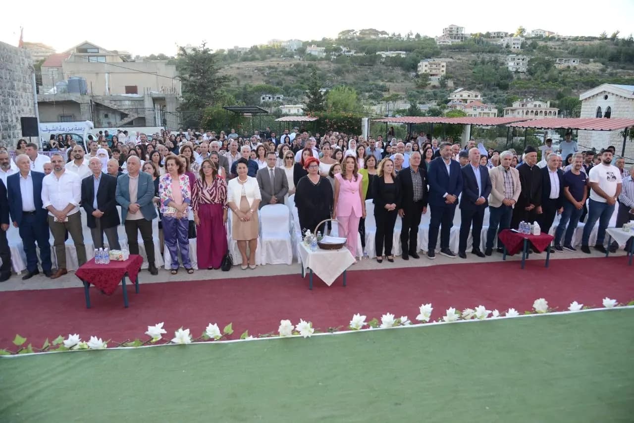 تخرّج في مزرعة الشوف.. وداع دراسي وحضور ل"فلسطين" في الحفل