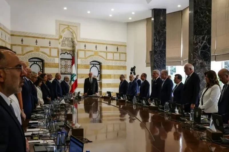 "خطوة أساسية".. الحكومة ترحب بخطة الجيش لحصر السـ.ـلاح