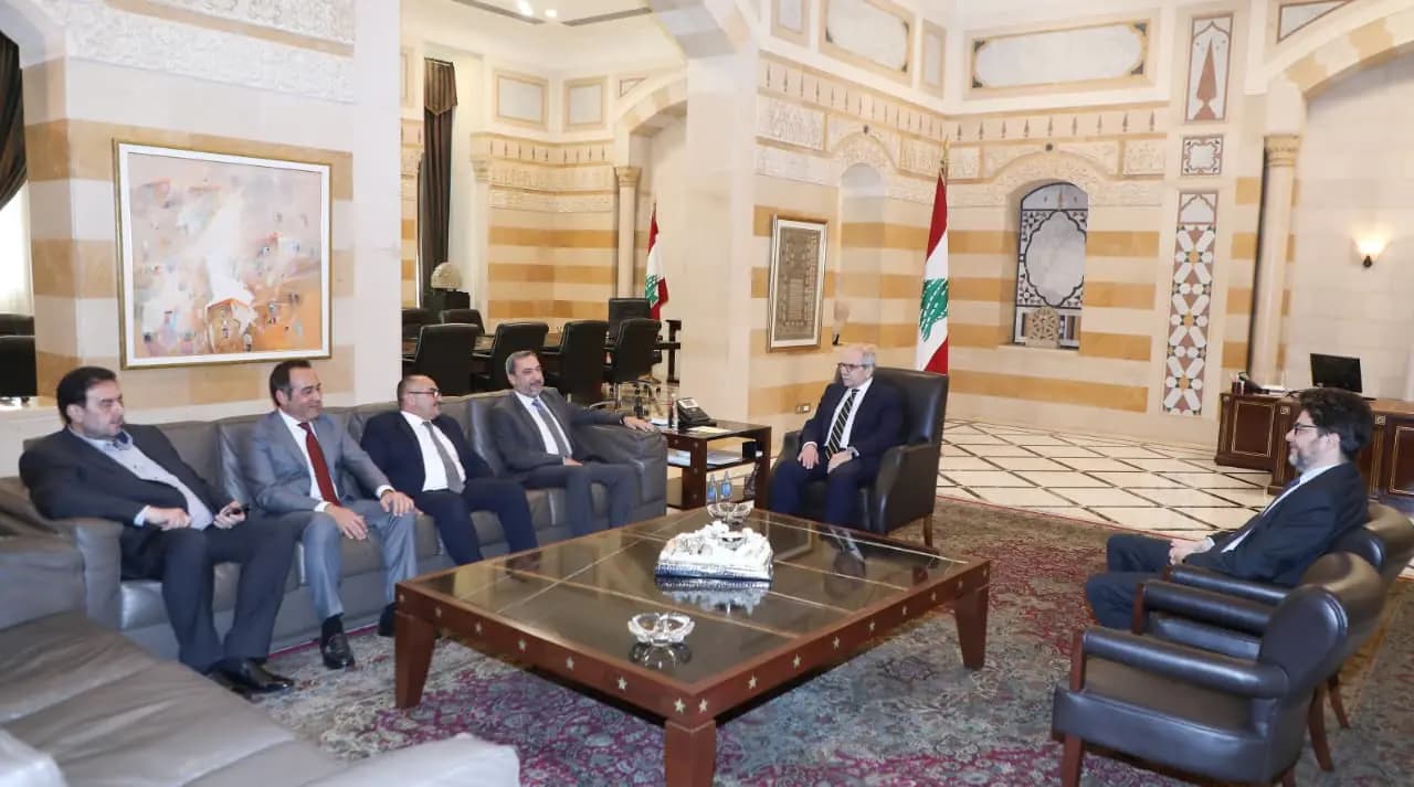 سلام يستقبل عددًا من النواب.. وتأكيد على دعم الحكومة وقراراتها