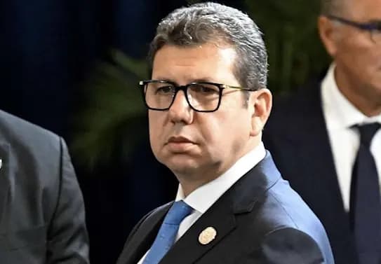 رئيس المخابرات المصرية في لبنان غدًا