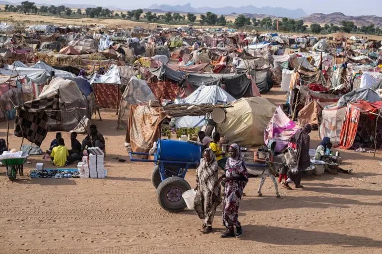لوفيغارو: هذه أسباب غياب مأساة السودان عن الاهتمام الدولي والإعلامي