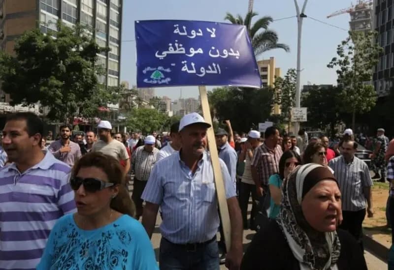 هل من زيادة قريبة في رواتب القطاع العام؟