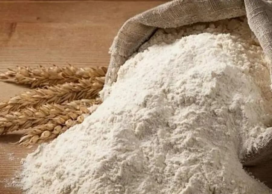أزمة توزيع الطحين تهدد الأمن الغذائي في الجنوب