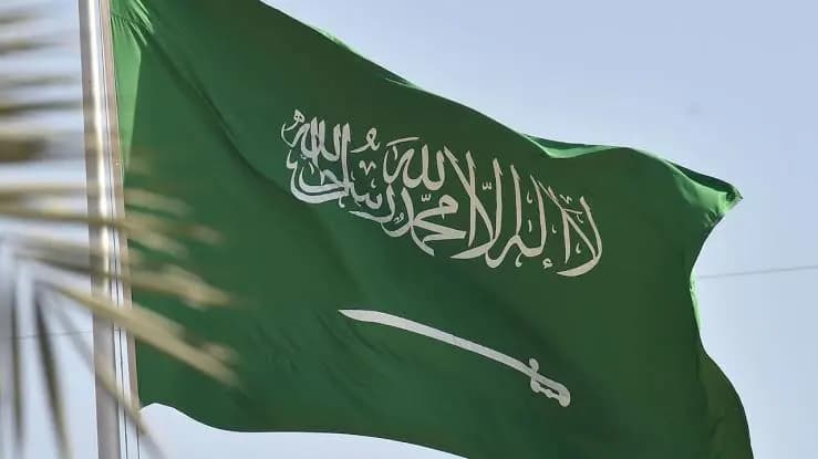 وزير الدفاع السعودي: على المجلس الانتقالي الجنوبي باليمن إنهاء التصعيد