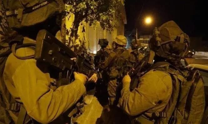 مقتل منفذ عملية طعن شرطيين إسرائيليين في القدس