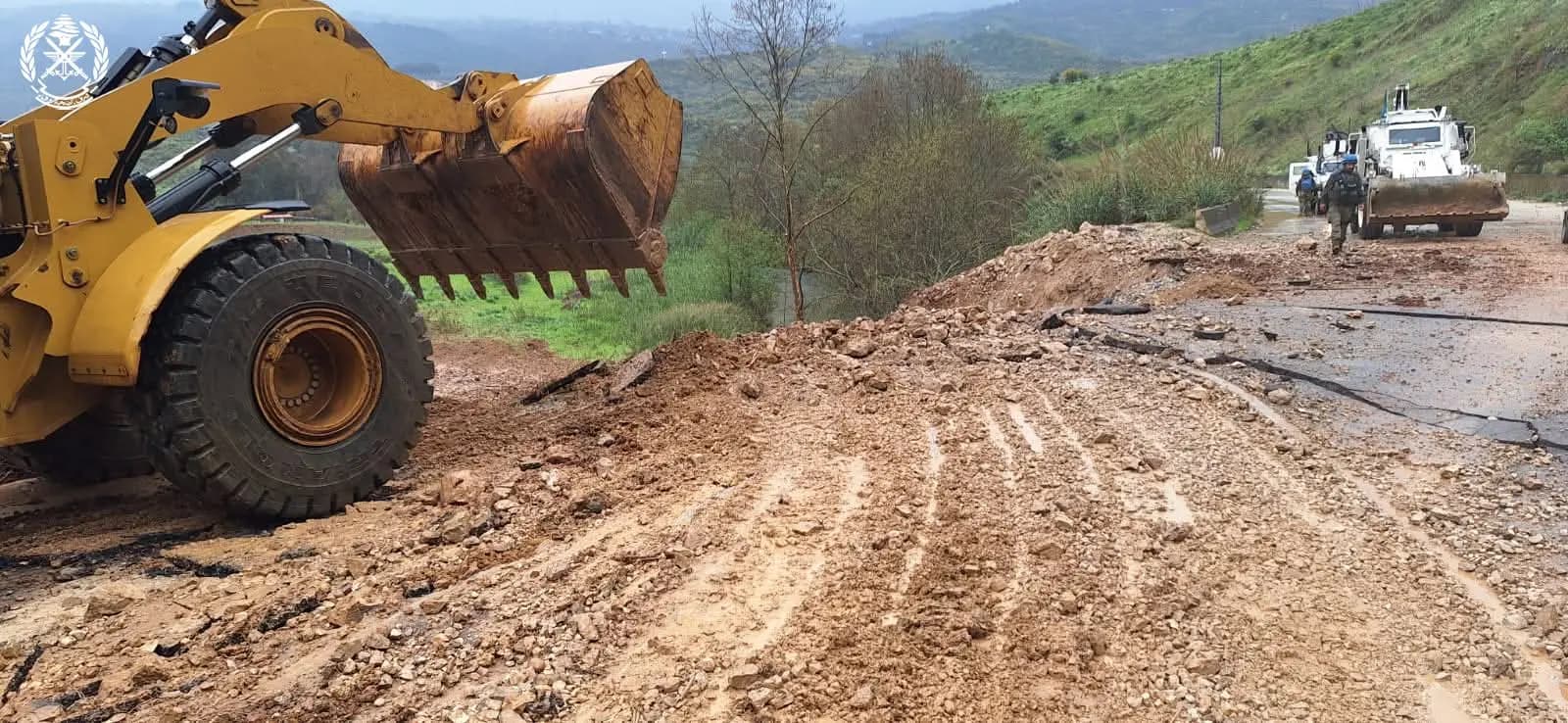 الجيش يفتح طريقي دبين والخردلي