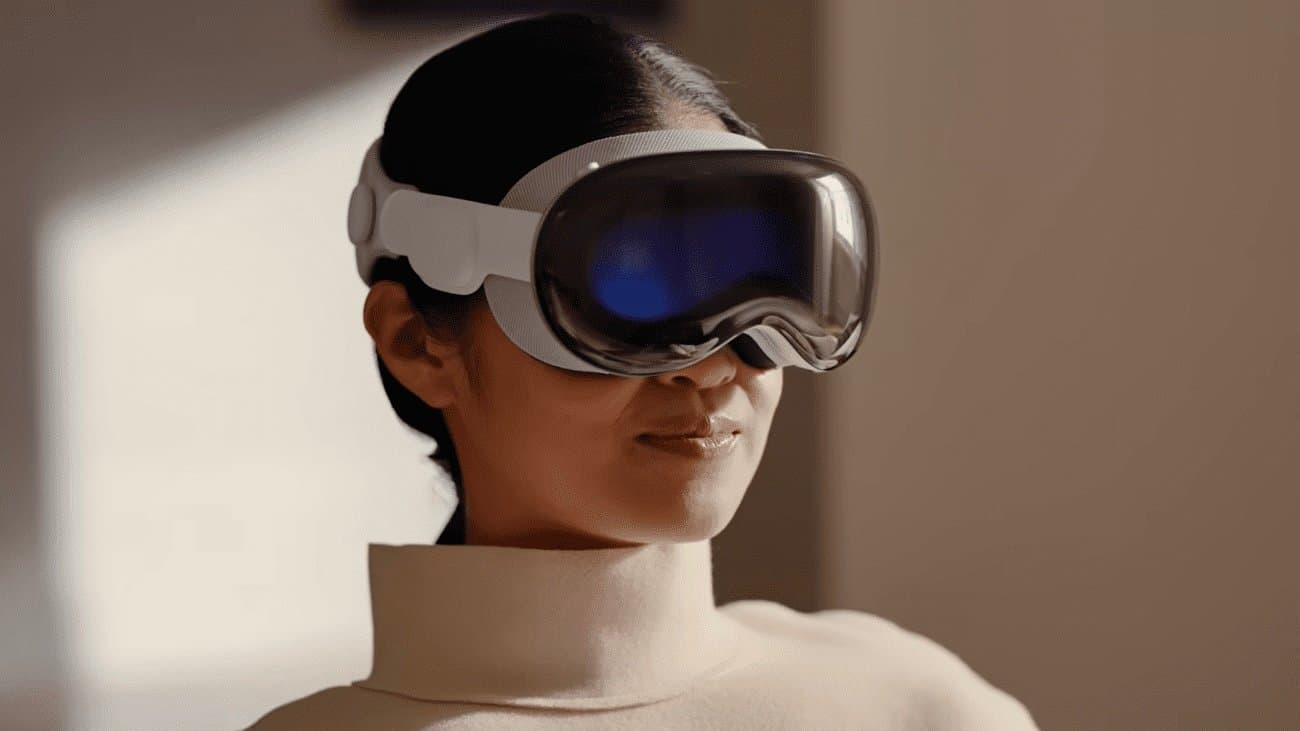 "أبل" تبيع 200 ألف وحدة من نظارتها الجديدة